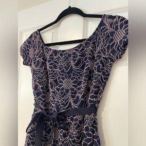 Lace maternity dress navy and pink with belt